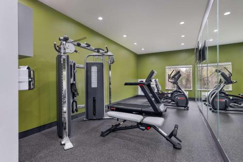 Das Fitnesscenter und/oder die Fitnesseinrichtungen in der Unterkunft Spark by Hilton Nacogdoches