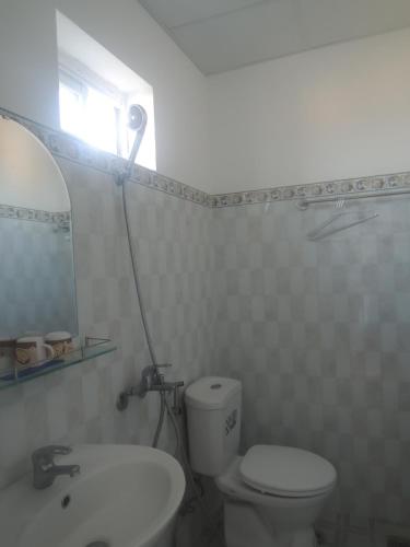 Ένα μπάνιο στο Hoang Linh Hotel
