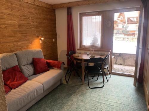 Résidence Les Hyvernelles - Agréable studio situé à l'altiport ski aux pieds MAE-4981