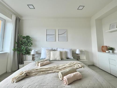 Rentero Modern Apartment City Hideaway