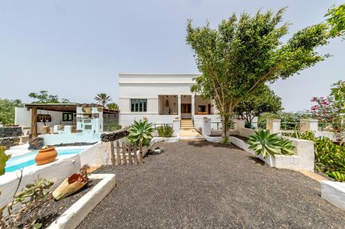 Bazén v ubytování Casa Testeyna Timanfaya in Tegoyo nebo v jeho okolí