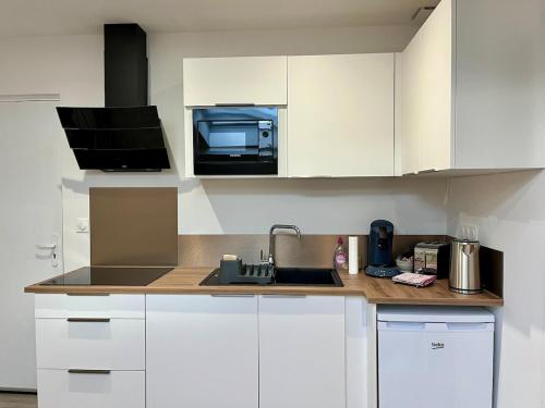 Photo de la galerie de l'établissement La Suite Élégante - Studio Climatisé, à Villefranche-de-Lauragais