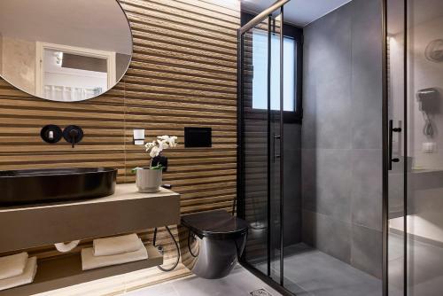 Acropolis Museum Central Suite