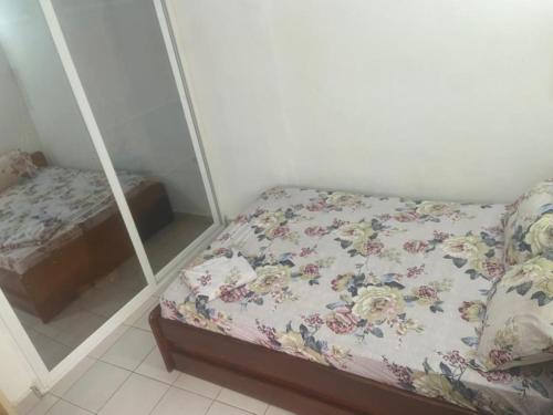 Postel nebo postele na pokoji v ubytování Le studio du centre