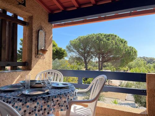 Vacances conviviales 4-5pers piscine parking