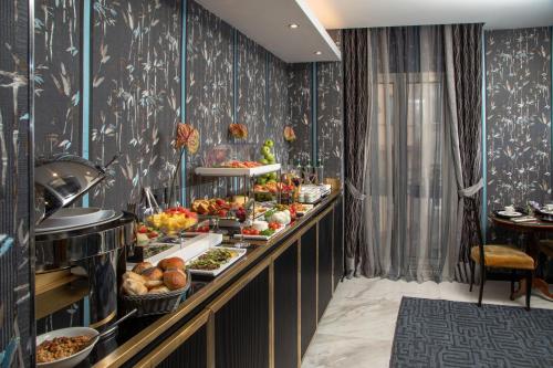 The Inn at the Spanish Steps Luxury Collection - Mario de' Fiori Home