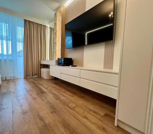 TV/trung tâm giải trí tại Premium Yacht Ausstattung Apartments Hotel