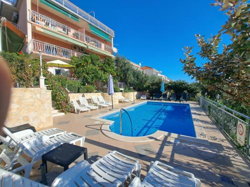 Apartments Žgogo
