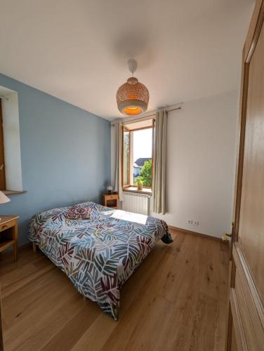 Photo de la galerie de l'établissement Maison de ville 120m2, à Le Pont-de-Beauvoisin