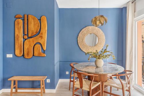 Epidemia & quite bedrooms by ELE Apartments