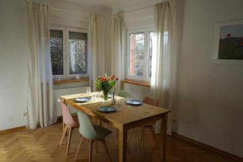 Fotografie z fotogalerie ubytování Gemütliche Wohnung in unmittelbarer Nähe zum See v destinaci Markkleeberg