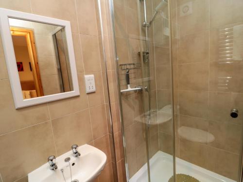 Vannituba majutusasutuses Fir Tree Cottage