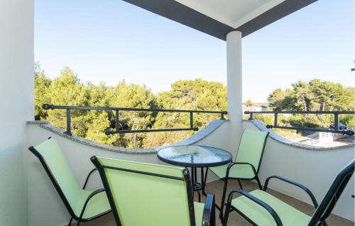 Stunning Apartment In Bibinje With Wifi