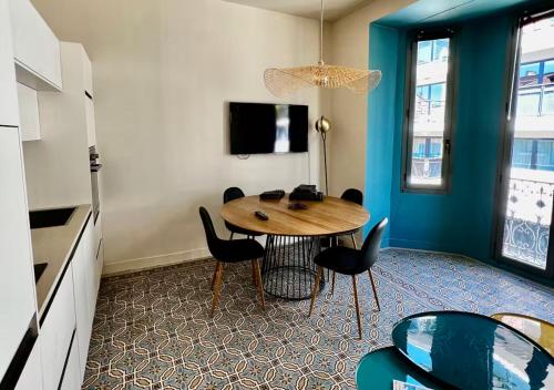 Charming 2 Bedrooms & 1 sofa bed renovated 3P3 by RIVAEVENT