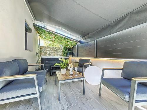 La Suite EDEN - Maison de ville Luxe - 4pers - Jacuzzi - 10min Cannes