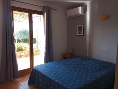 Postel nebo postele na pokoji v ubytování Jolie Villa dans LE LUBÉRON