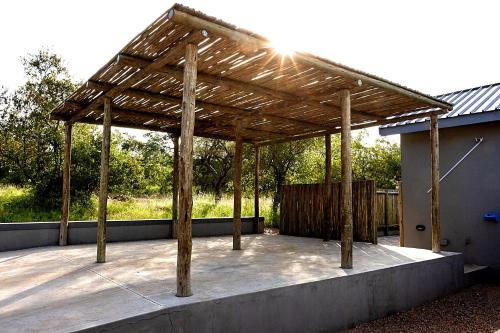 Gambar di galeri bagi Ndlovu Bushvilla at Elephant Rock Eco Estate di Mica