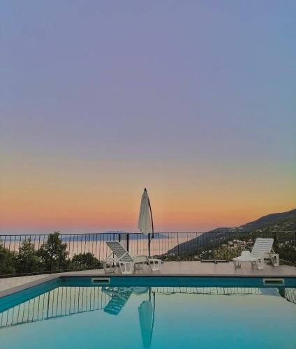 Villa Alternus-apartman Dora