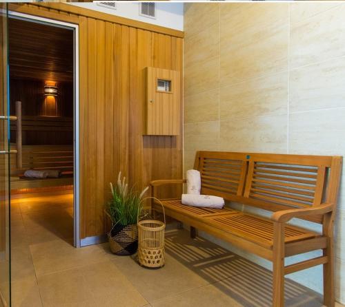 Afbeelding uit fotogalerij van Al-Dom Apartamenty, Apartament SUN w Welle z dostępem do sauny i jacuzzi in Grzybowo