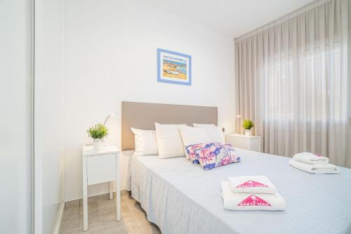 Apart-rent Apartamento Bahia 0016 enfrente de la playa con wifi