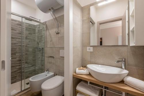 Frisi 3 City Center Suite - B Home