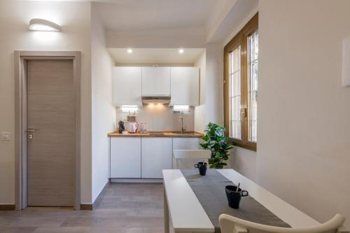 Frisi 3 City Center Suite - B Home