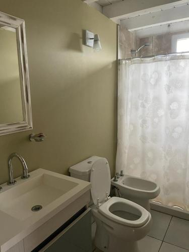 Duplex Rio Uruguay 161 tesisinde bir banyo