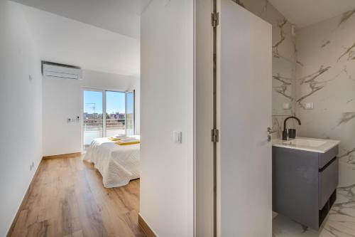 Apart OCEAN DRIVE - Oura - Jacuzzi - BY BEDZY