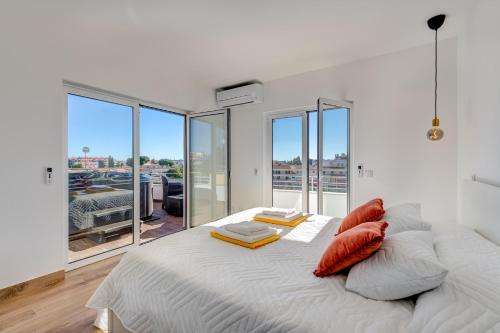Apart OCEAN DRIVE - Oura - Jacuzzi - BY BEDZY