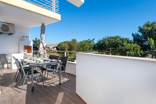 Apart OCEAN DRIVE - Oura - Jacuzzi - BY BEDZY