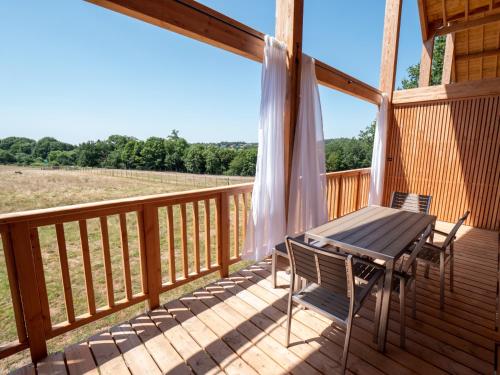Μπαλκόνι ή βεράντα στο Les Lodges Du Reynou
