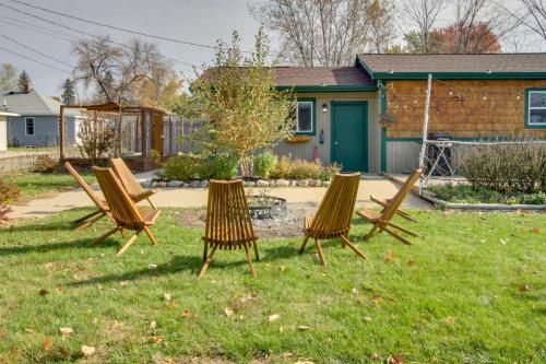 Gallery image of Quaint Ironton Getaway with Fire Pit, Gas Grill! in Ironton