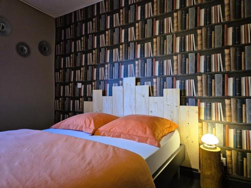 Posteľ alebo postele v izbe v ubytovaní Gîte et SPA Chez Jules