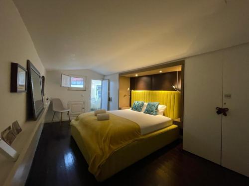 Lisbon Fabulous T2 apartment with balcony in Rossio Lisbon