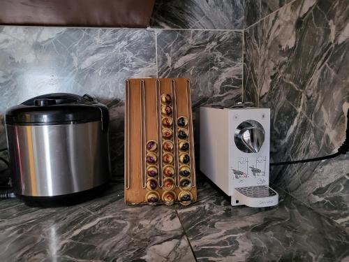 Kemudahan buat kopi dan teh di Chez Nous