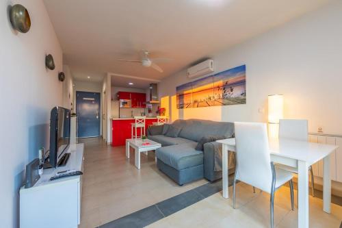 Chill Out Penthouse With Views - by Tarifa Rent