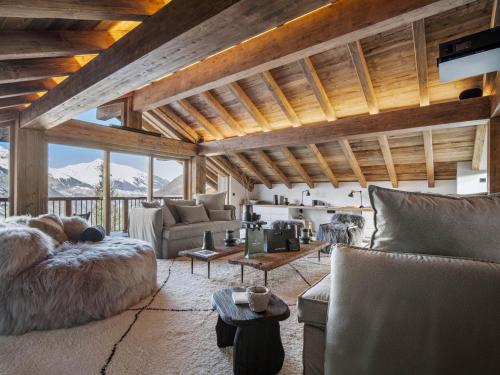 Chalet spacieux avec bain nordique, hammam et vue proche des pistes - FR-1-570-66
