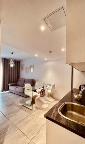 Bristol Sunset Corralejo Beach Piscina apartment