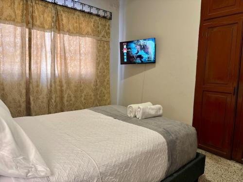 Postel nebo postele na pokoji v ubytování Master Suite Platinum #1