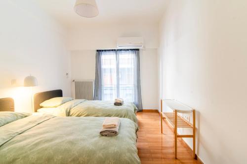 Modern 2-Bedroom Apt in Athens