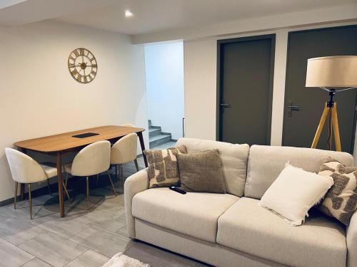 Posezení v ubytování Cosy home - Wifi - Netflix