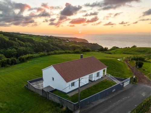 Photo de la galerie de l'établissement Costa's Guest House, à Algarvia