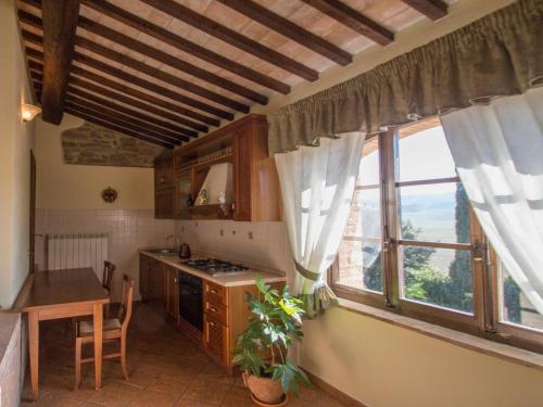 Gambar di galeri bagi Cottage in Tuscany with Private Pool & Wine di Montenero