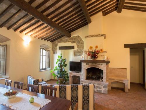 Gambar di galeri bagi Cottage in Tuscany with Private Pool & Wine di Montenero
