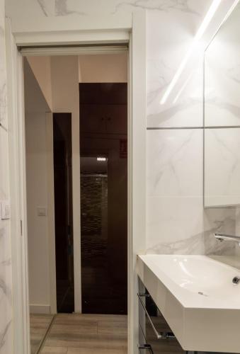 Madrid Cozy & Minimal Seasonal