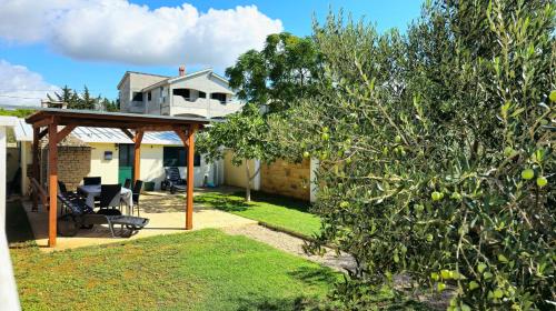 Seaside holiday house Turanj, Biograd - 23650