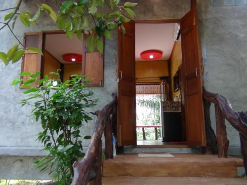 Fotografie z fotogalerie ubytování Tuaprodhome v destinaci Khao Lak