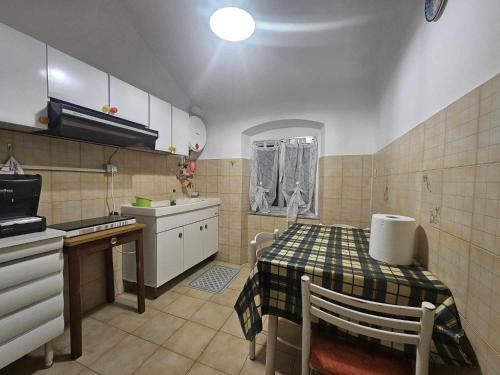 Η κουζίνα ή μικρή κουζίνα στο Mare e Pesto