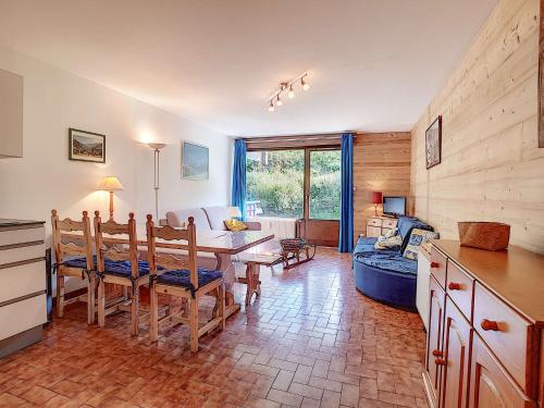 Appartement cosy à La Clusaz - 6 pers, animaux admis, parking - FR-1-818-76