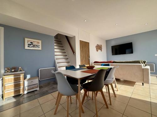 Maison calme 2 chambres près mer, parking, terrasse - FR-1-246A-334